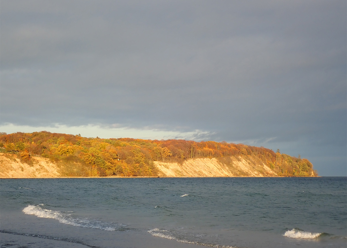 Steilküste-im-Herbst-foto-©-Dagmar-Falk einfachwandern.de